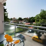Apartment Luxury Galant 2